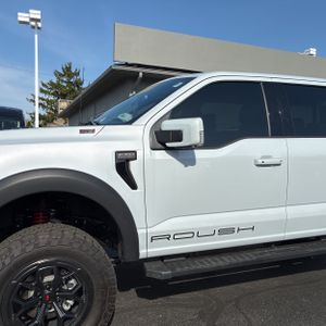 FORD F-150 LARIAT - 2