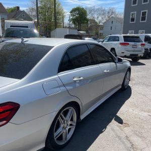 MERCEDES-BENZ E-CLASS - 9