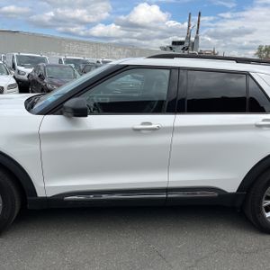 FORD EXPLORER XLT - 4