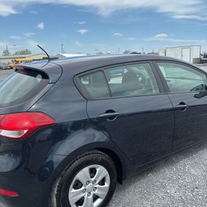 KIA FORTE5 LX - 9