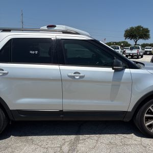 2015 FORD EXPLORER XLT 缩略图 11