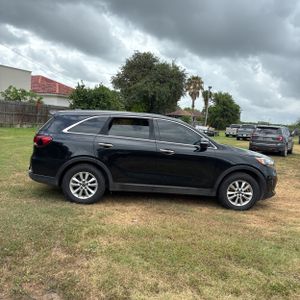 صورة 10 لـ 2019 KIA SORENTO LX