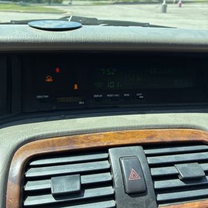 2001 Toyota AVALON XLS thumbnail 37