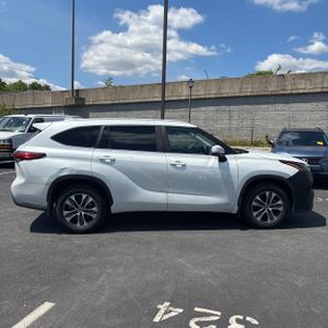 TOYOTA HIGHLANDER - 10