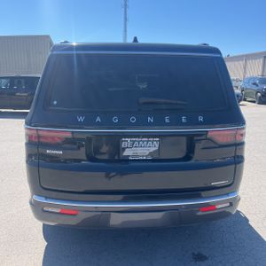 JEEP WAGONEER SERIES II - 7