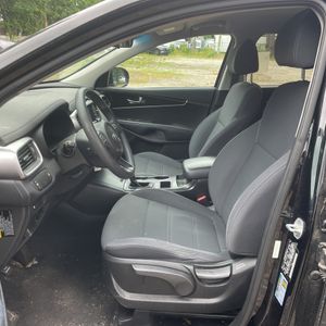 صورة مصغرة 32 لـ 2018 KIA SORENTO LX