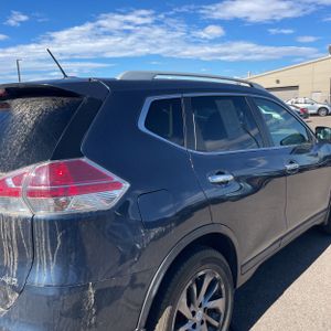 2015 Nissan ROGUE SL photo 8