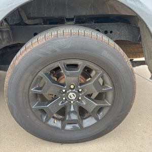 2019 Nissan FRONTIER SV — миниатюра 18