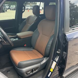 صورة 31 لـ 2024 Lexus GX 550 PREMIUM