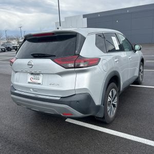 NISSAN ROGUE SV - 8