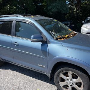2010 Toyota RAV4 LIMITED — фото 13