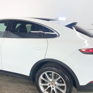 PORSCHE CAYENNE COUPE - 6