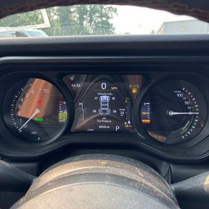 صورة مصغرة 39 لـ 2024 JEEP WRANGLER 4XE WILLYS