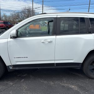 JEEP COMPASS LATITUDE - 4