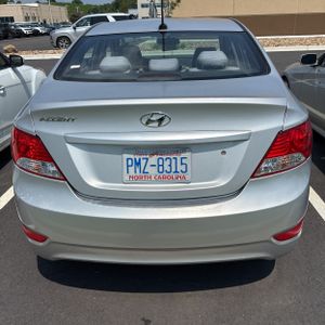 2013 Hyundai ACCENT GLS — фото 6