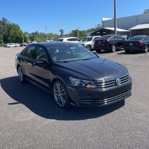 VOLKSWAGEN PASSAT 2.0T S - 10