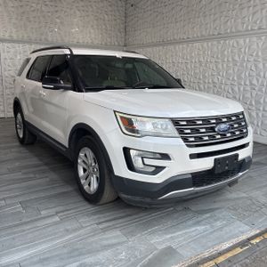 2017 FORD EXPLORER XLT 照片 10