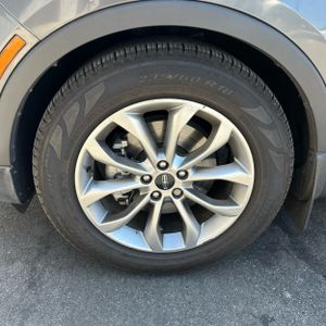 2019 Lincoln MKC SELECT 照片 17