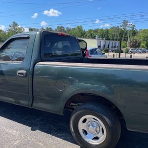 FORD F-150 XL - 6