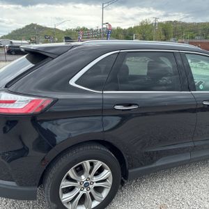 FORD EDGE TITANIUM - 9