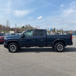 CHEVROLET SILVERADO - 3