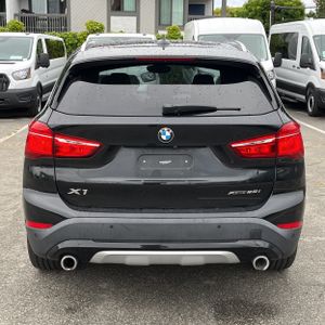 BMW X1 XDRIVE28I - 7