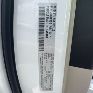 صورة 52 لـ 2024 Chrysler VOYAGER LX