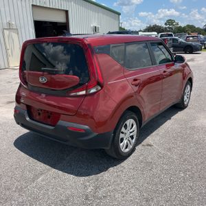 2021 KIA SOUL LX — фото 8