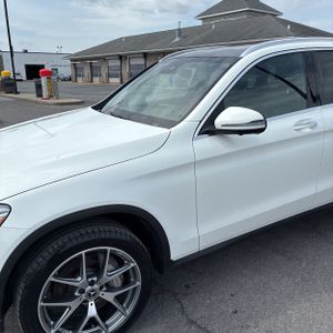 MERCEDES-BENZ GLC - 2