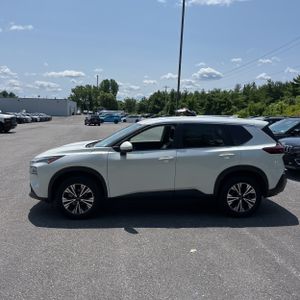 2023 Nissan ROGUE SV 照片 3