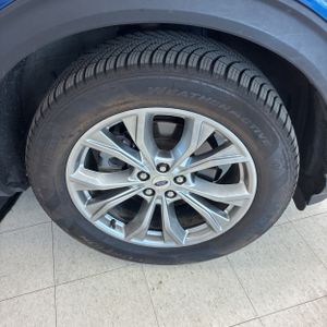 صورة مصغرة 20 لـ 2020 FORD EXPLORER XLT