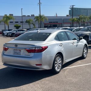 LEXUS ES 300H BASE - 8