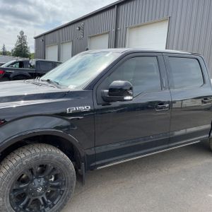 FORD F-150 LARIAT - 2