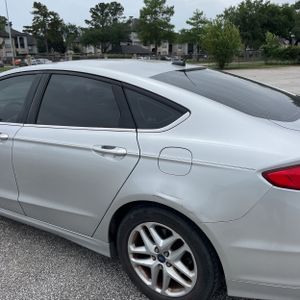 FORD FUSION SE - 6