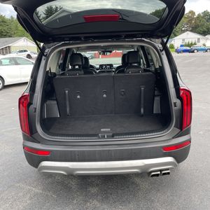 صورة 43 لـ 2020 KIA TELLURIDE S