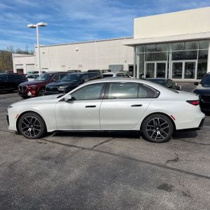 BMW 7 SERIES 740I - 3