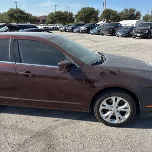 صورة مصغرة 13 لـ 2012 FORD FUSION SE