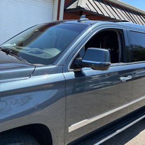 CADILLAC ESCALADE LUXURY - 2