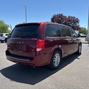DODGE GRAND CARAVAN - 8