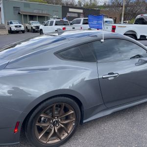 FORD MUSTANG ECOBOOST PREMIUM - 9