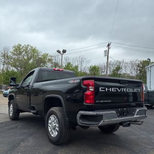 CHEVROLET SILVERADO - 3