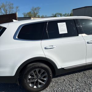 KIA TELLURIDE LX - 9