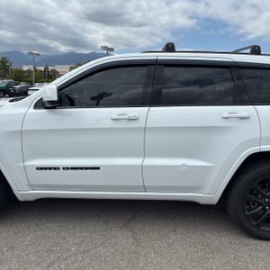 JEEP GRAND CHEROKEE - 4