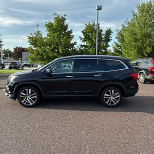 2017 Honda PILOT TOURING — фото 3