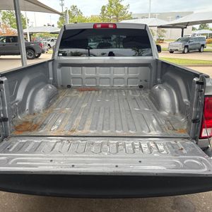 صورة 41 لـ 2022 RAM 1500 CLASSIC TRADESMAN