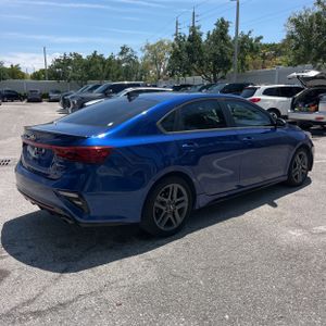 KIA FORTE GT-LINE - 8