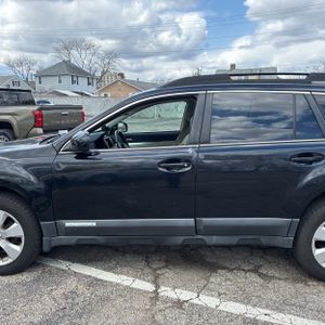 SUBARU OUTBACK PREMIUM - 4