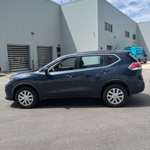 2016 Nissan ROGUE S — фото 3