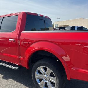 FORD F-150 LARIAT - 6