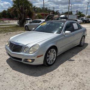 MERCEDES-BENZ E-CLASS - 1